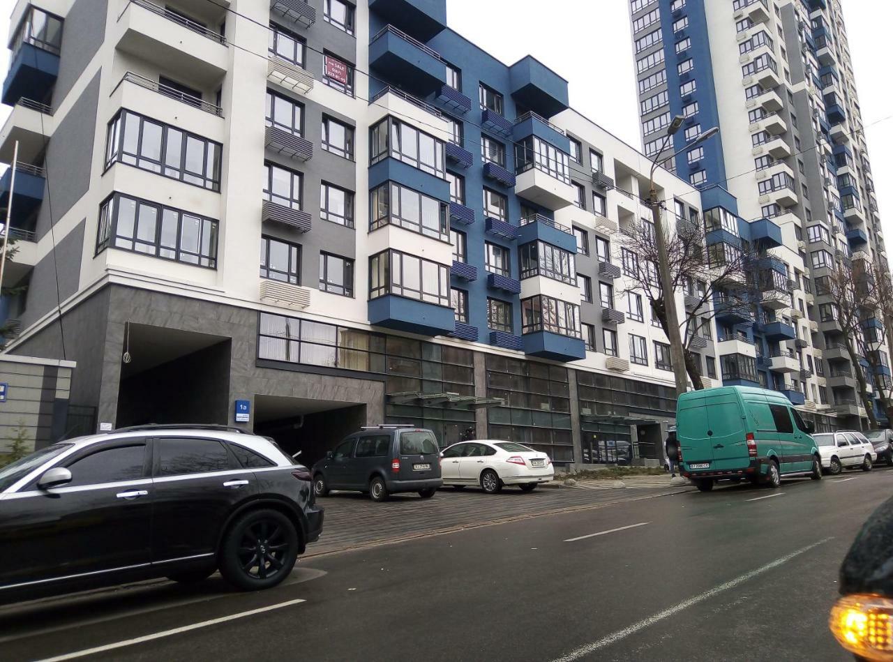 Perfect Apartments M Polytech, Ohmatdet, Parking Kiev Luaran gambar
